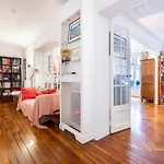 Spacious And Pleasant Nest 2 Steps From Montmartre